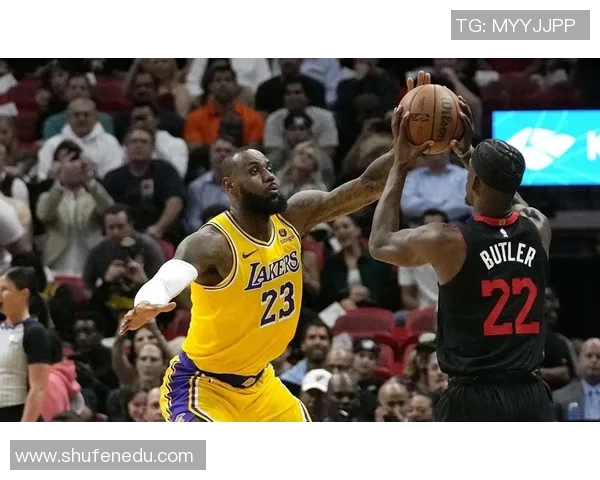 湖人对阵热火精彩直播现场全程回顾与赛后分析